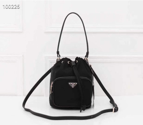 💕 프** 포코노 버킷