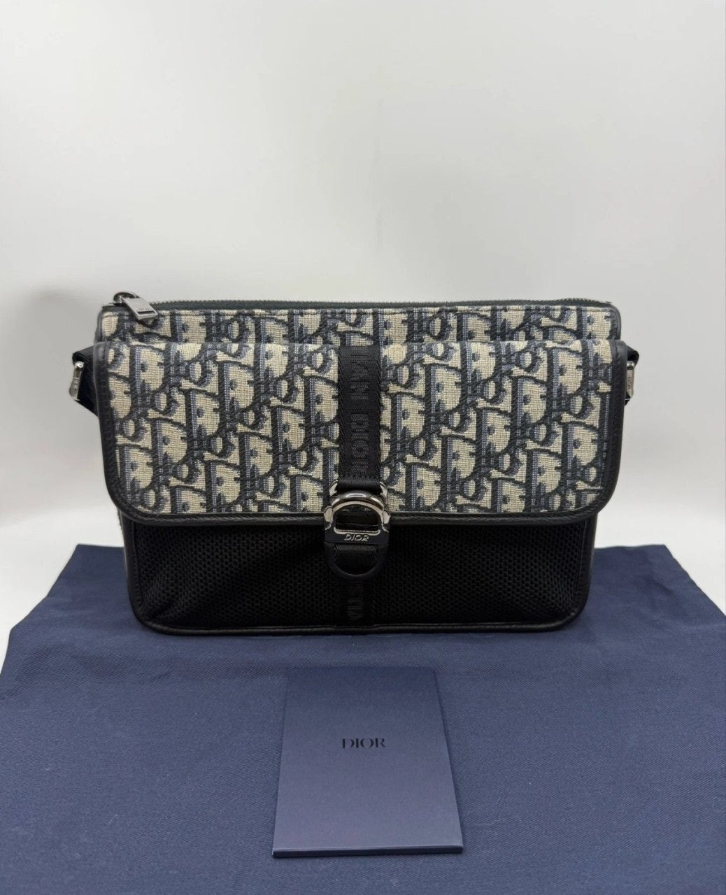 💕 디* 8 오블리크자카드 메신저백 크로스백