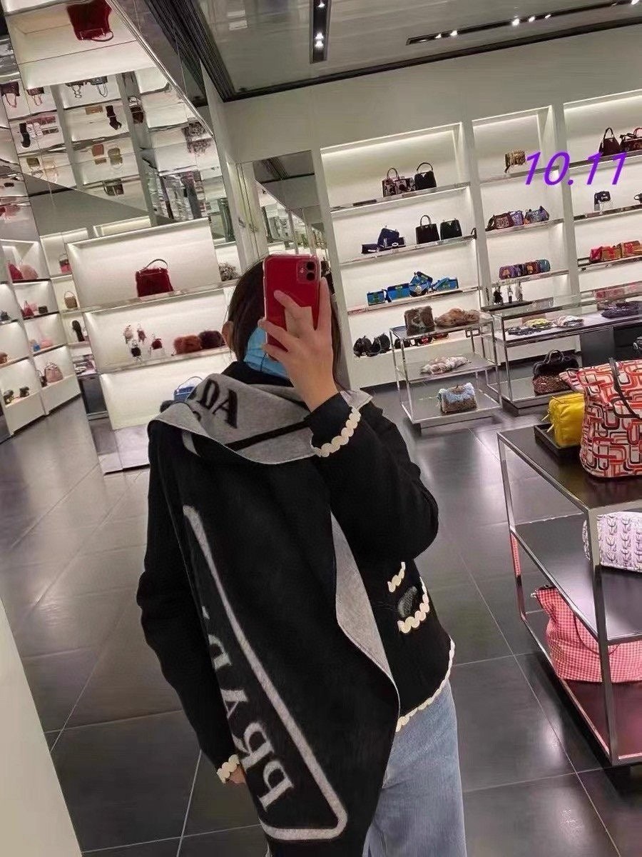 💕 프** 삼각로고 머플러