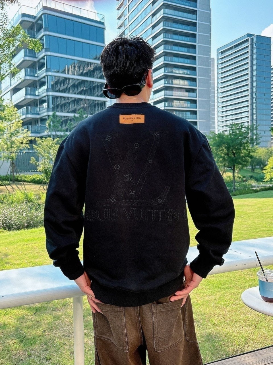 💕 루* 인사이드 자수로고 맨투맨