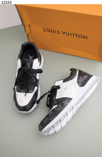 #루이비통 [Louis Vuitton] 블랙 화이트 런 어웨이 스니커즈 신상입고💢 #신발 #12223