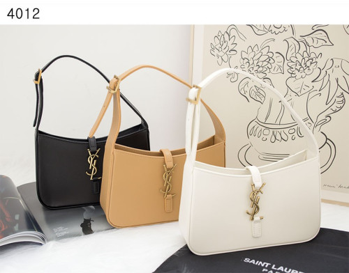 #입생로랑 [YSL] 생로랑 호보백 신상입고💢 #가방 #4012