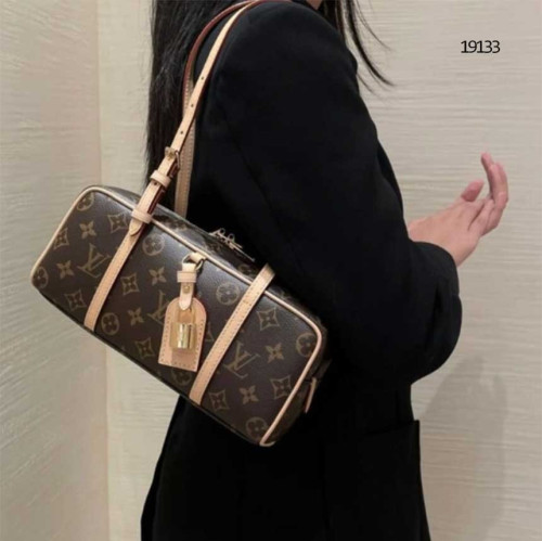 🔆 [Louis Vuitton] 루이비통 모노그램 행 온 (Hang On) 🔆