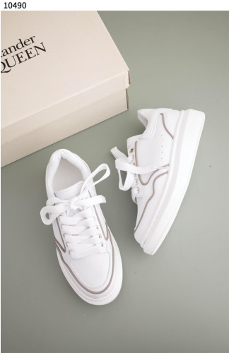 #알렉산더맥퀸 [Alexander McQueen]  맥퀸 화이트그레이 오버솔 스니커즈 신상입고💢 #신발 #10490