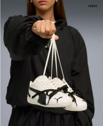 🍀[ PUMA ] 퓨마 X 로제 콜라보 스피드캣 스니커즈 🍀