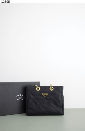 #프라다 [PRADA]  리에디션 1995 체인 라지 리나일론 백 신상입고💢 #가방 #11805