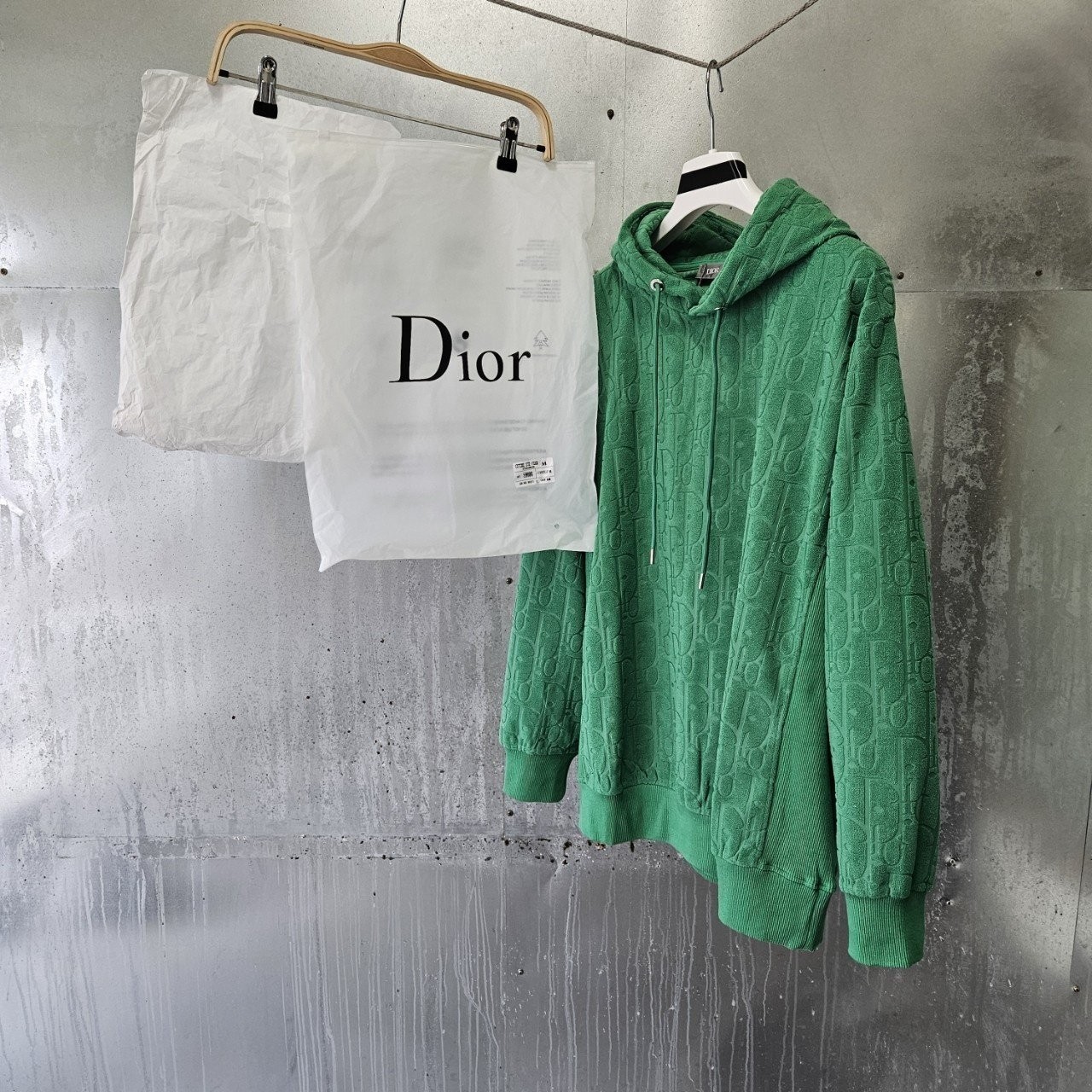 디* 오블리크 후드 스웨이트셔츠