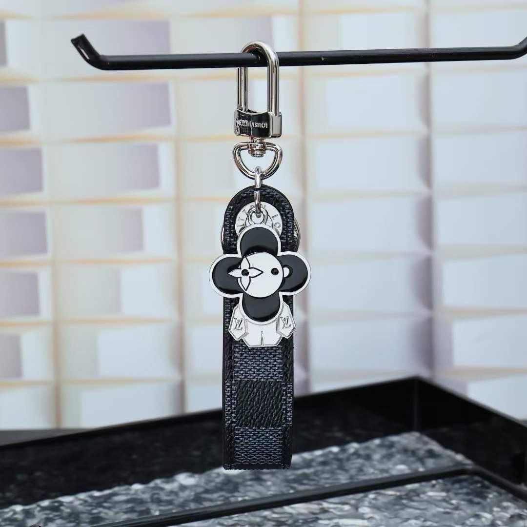 🤴🏻 #루비통(LV) 비비엔 드라곤느 키링🤴🏻