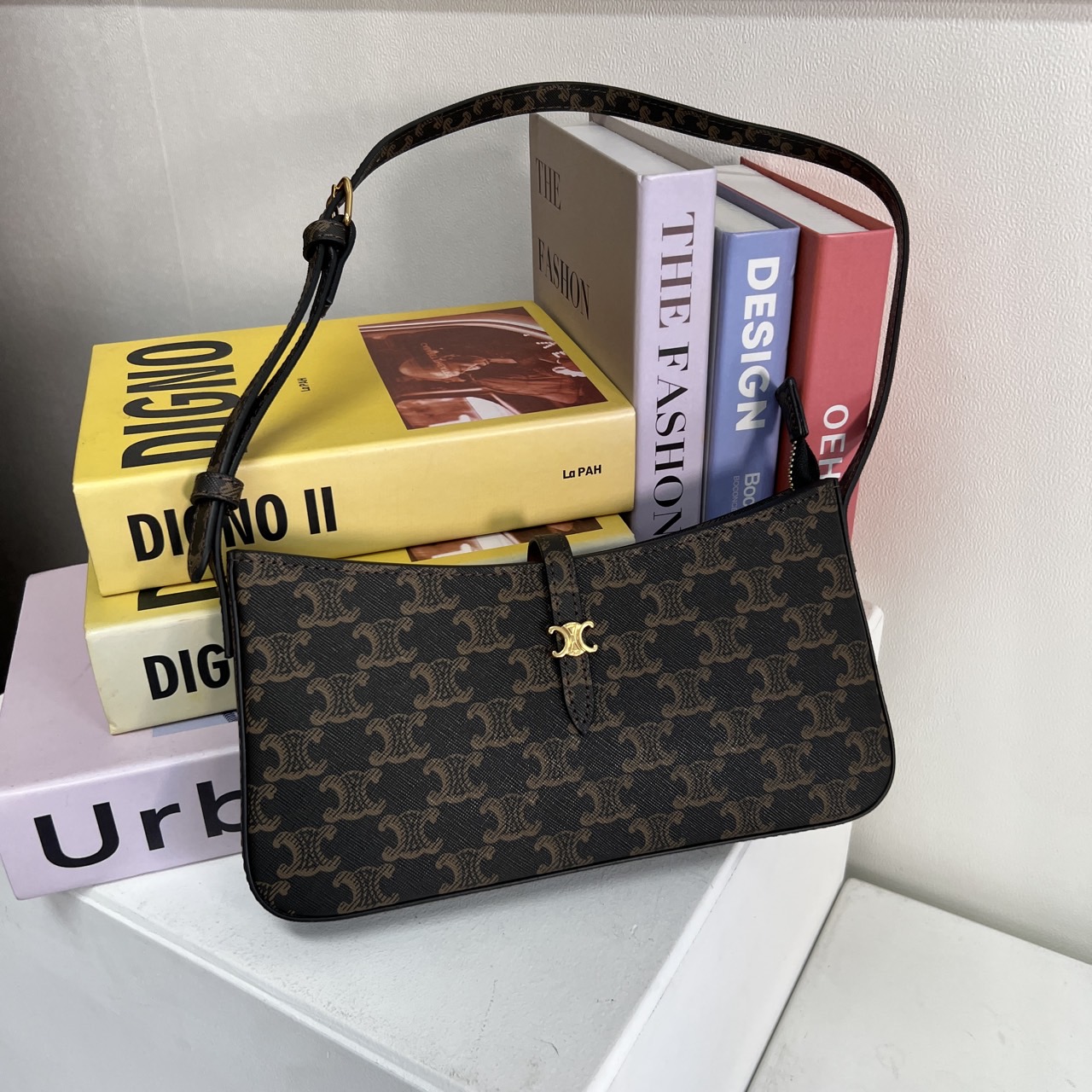 🤴🏻 #셀린느  티나 숄더백🤴🏻