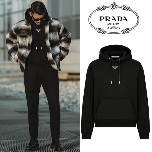 ➖▪️P*A*A NECK Triangle HOOD T-SHIRT ◾➖