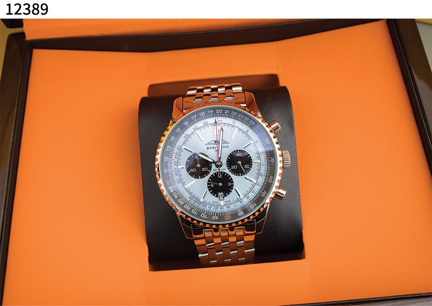 #브라이틀링 [BREITLING] 내비타이머B01 크로노그래프 신상입고💢 #시계 #12389