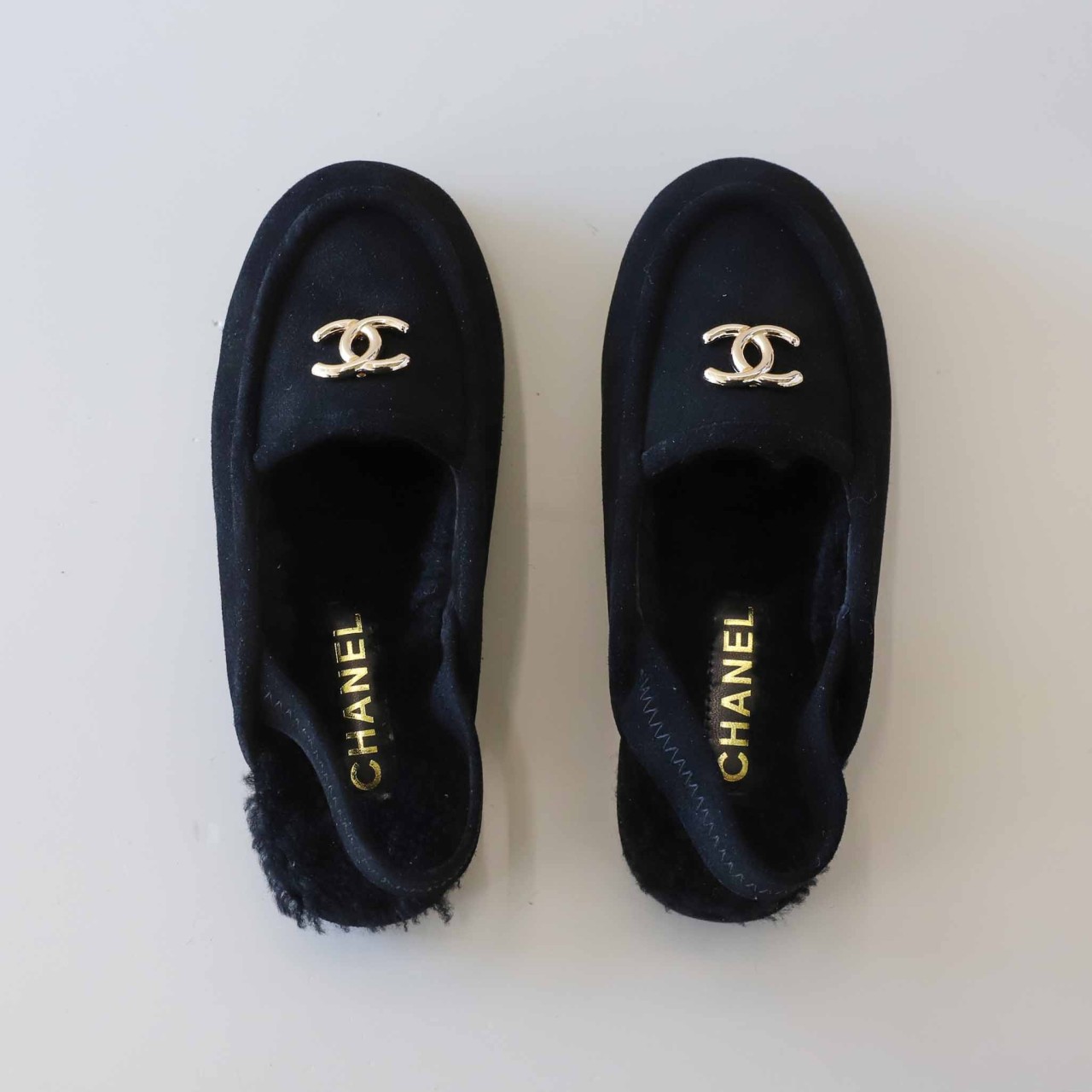 #샤넬 [ C*ANEL ] 수입 스웨이드 시어링 슬리퍼 뮬 입고💢 #신발
