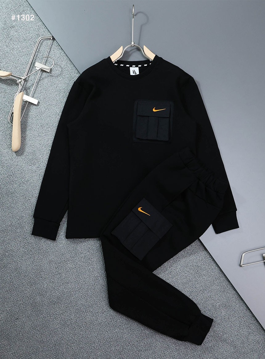 🍀 [NIKE] 나이키 X 트래비스 스캇 자수 기모 맨투맨 & 조거팬츠 셋 🍀