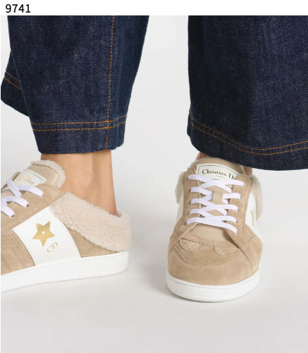 #디올 [Christian DIOR] 수입프리미엄급 Dior Star Sneakers Beige Suede Calfskin Beige 신상 입고💢 #태그 #신발 #9741