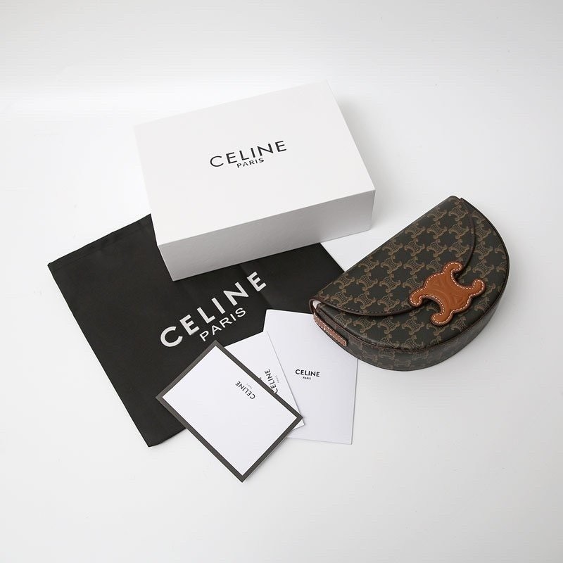 👹셀린느 퀴르 트리옹프 베사체👹