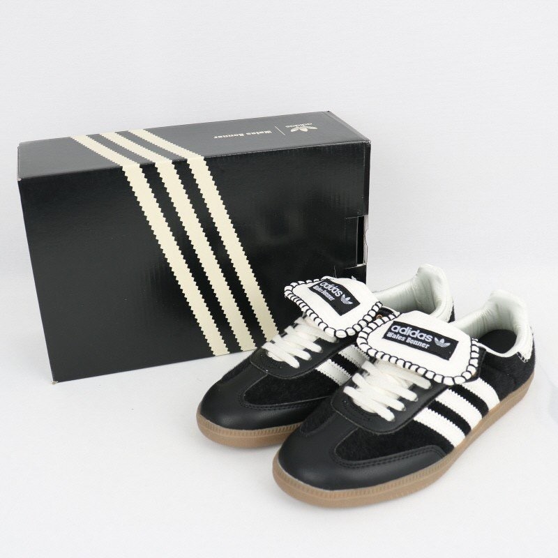 👹아디다스 웨일스 보너 포니 (블랙화이트)👹