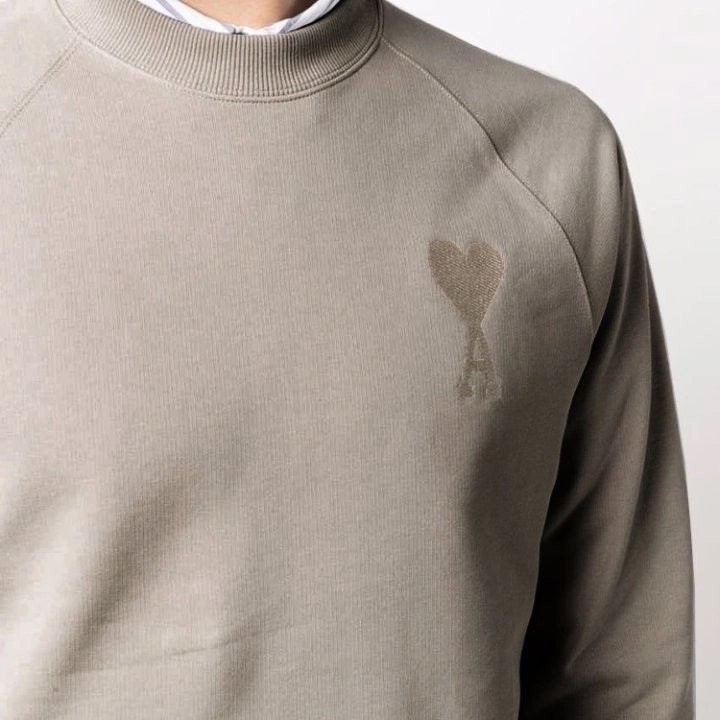 💕 아* 사선하트 절개 기모 맨투맨