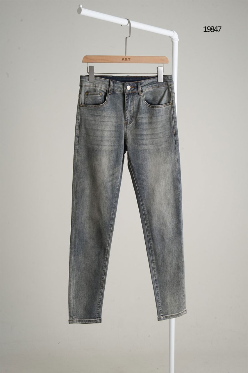 🔆 [FENDI] 팬디 몬스터아이 레더 패치 데님 팬츠🔆