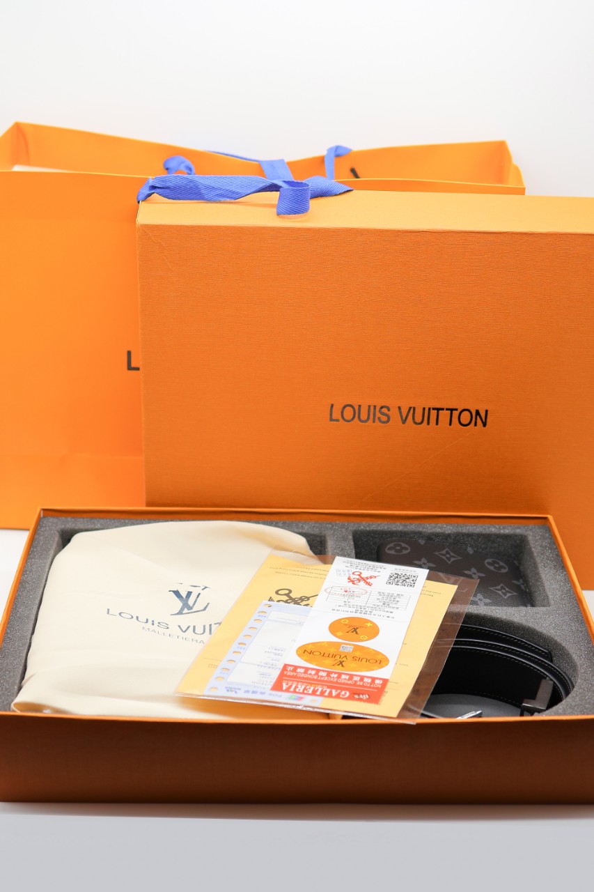 #루이비통 24ss  이클립스 클러치+지갑+벨트 3종 세트 (매장판)
