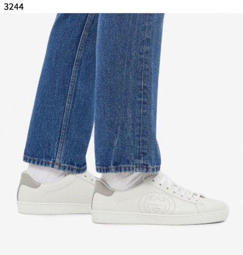 #구찌 [GUCCI] 수입프리미엄급 인터로킹 GG펀칭 스니커즈 신상 입고💢 #태그 #신발 #3244