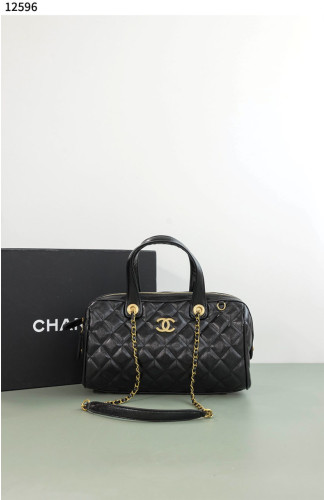 #샤넬 [Chanel] 라지 볼링백 크럼플드 카프스킨 & 골드 메탈 블랙 신상입고💢 #가방 #12596