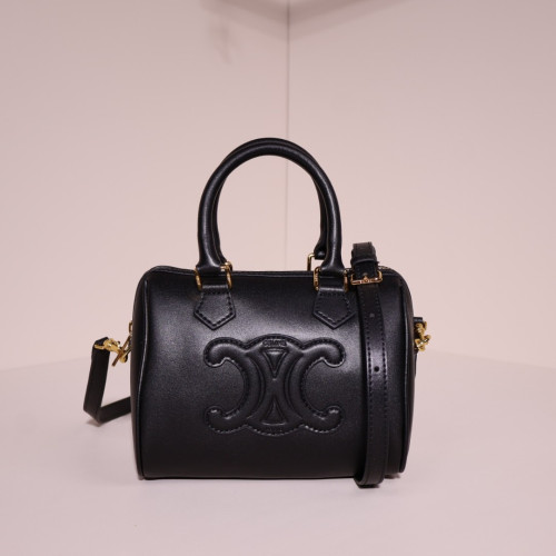 ✨셀린느 스몰 보스턴 카프스킨✨