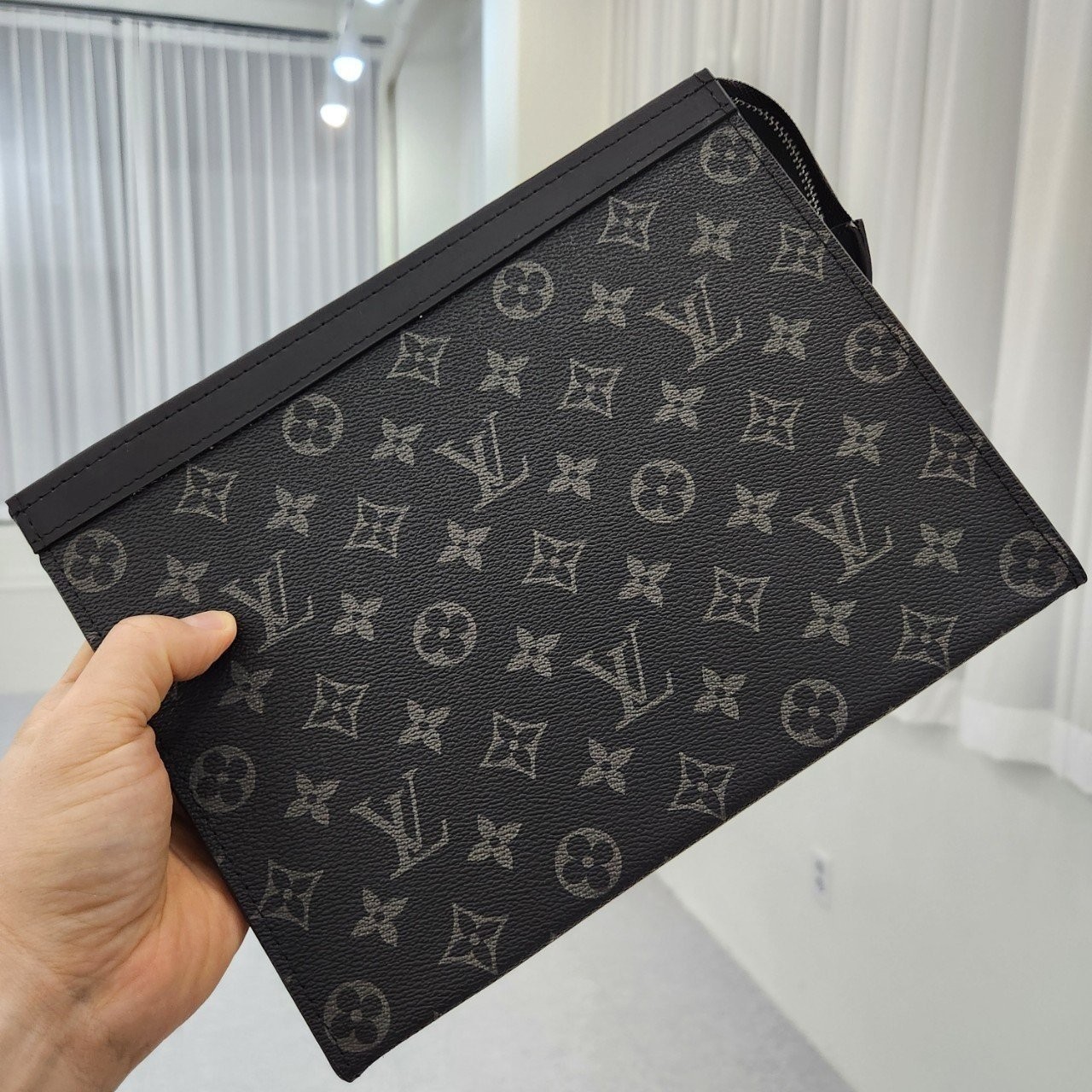 [318번] #루이비통 포쉐트 이클립스 클러치 