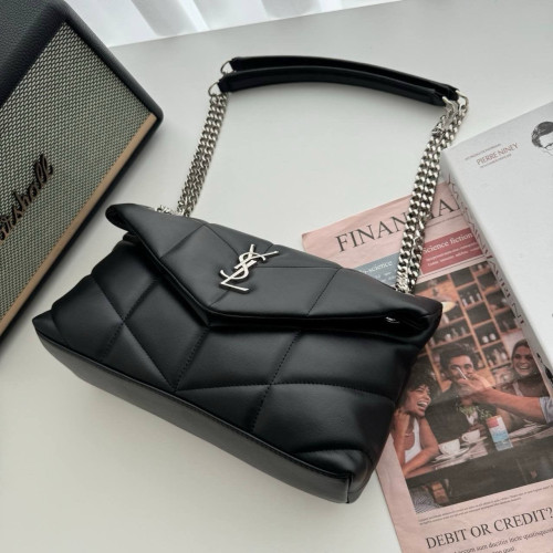 #A #입생로랑 루루 푸퍼백