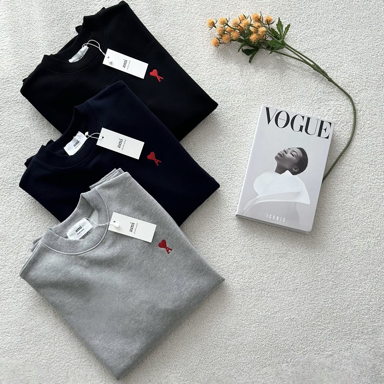 #E #아미 레드 드 꾀흐 맨투맨