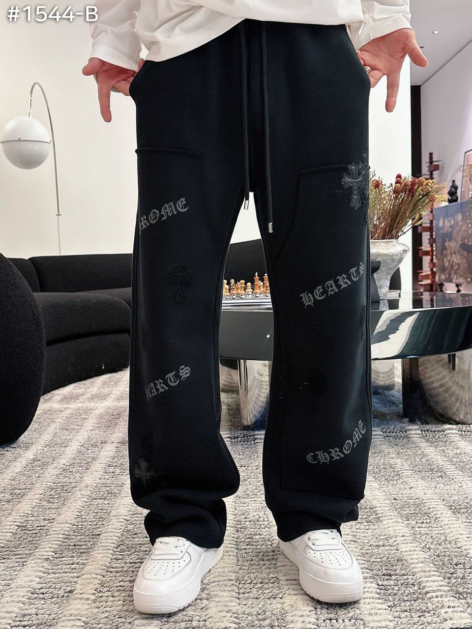 #크롬하츠 레더 패치 코튼 와이드 스웻 팬츠