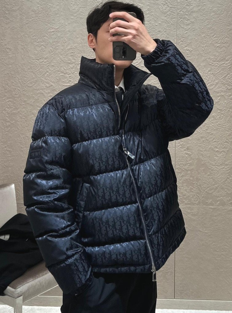 #디올 오블리크 테크니컬 자카드 다운 자켓