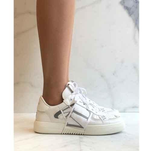 발렌티노 가라바니 VLTN 로고 밴드 스니커즈