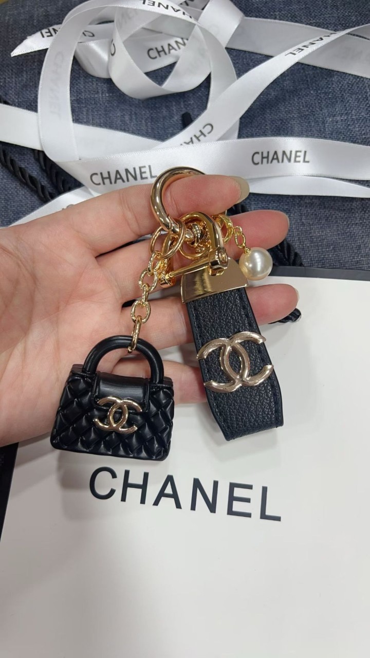 샤넬 가방 키링