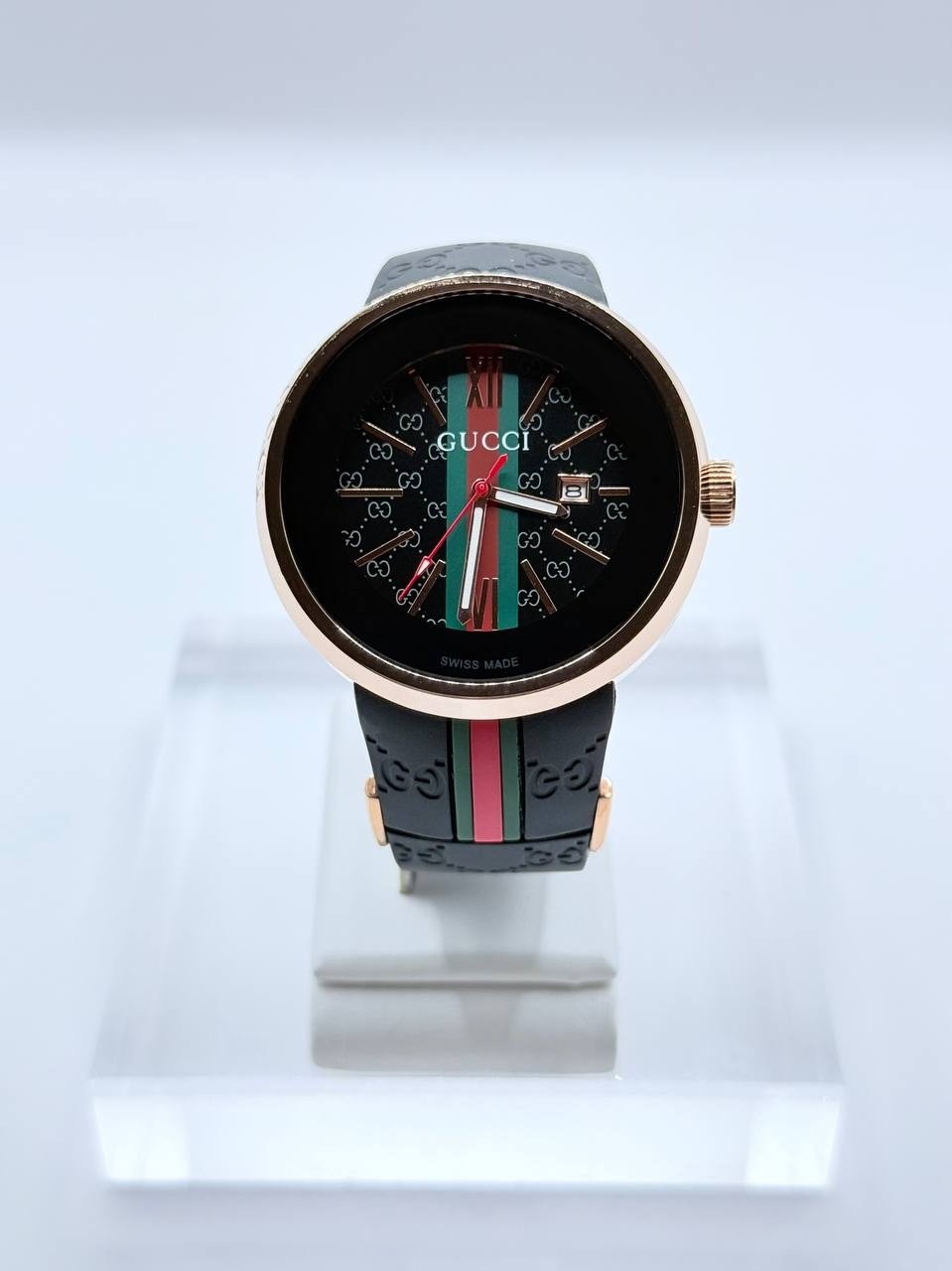 구찌 GCH03 삼선 금장 블랙 러버 밴드 시계