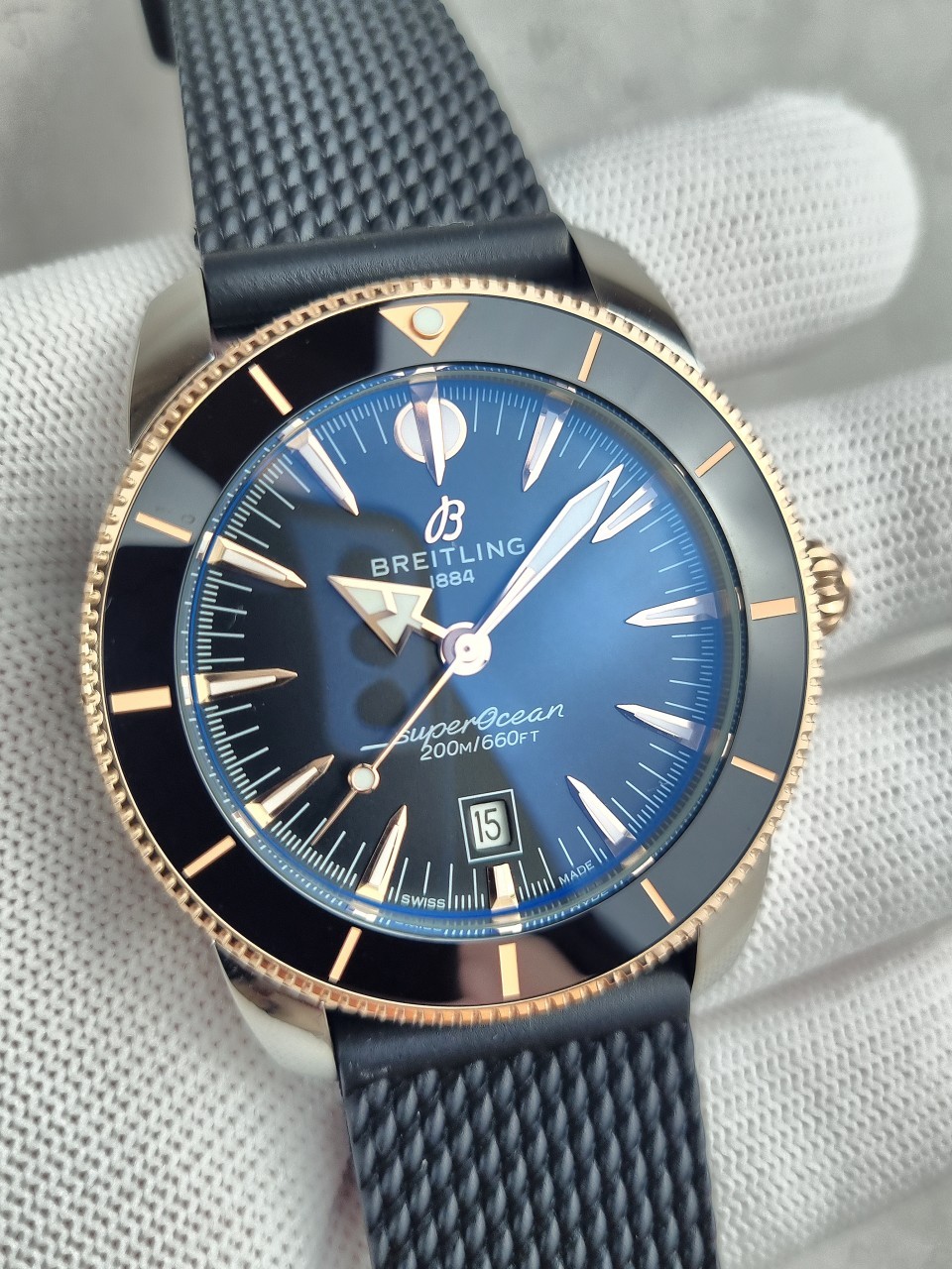 브라이틀링 슈퍼오션 헤리티지 블랙 다이얼 시계