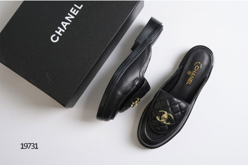 🔆 [CHANEL] 샤넬 CC 로고 퀄팅 턴락 뮬 클로그 슬리퍼🔆