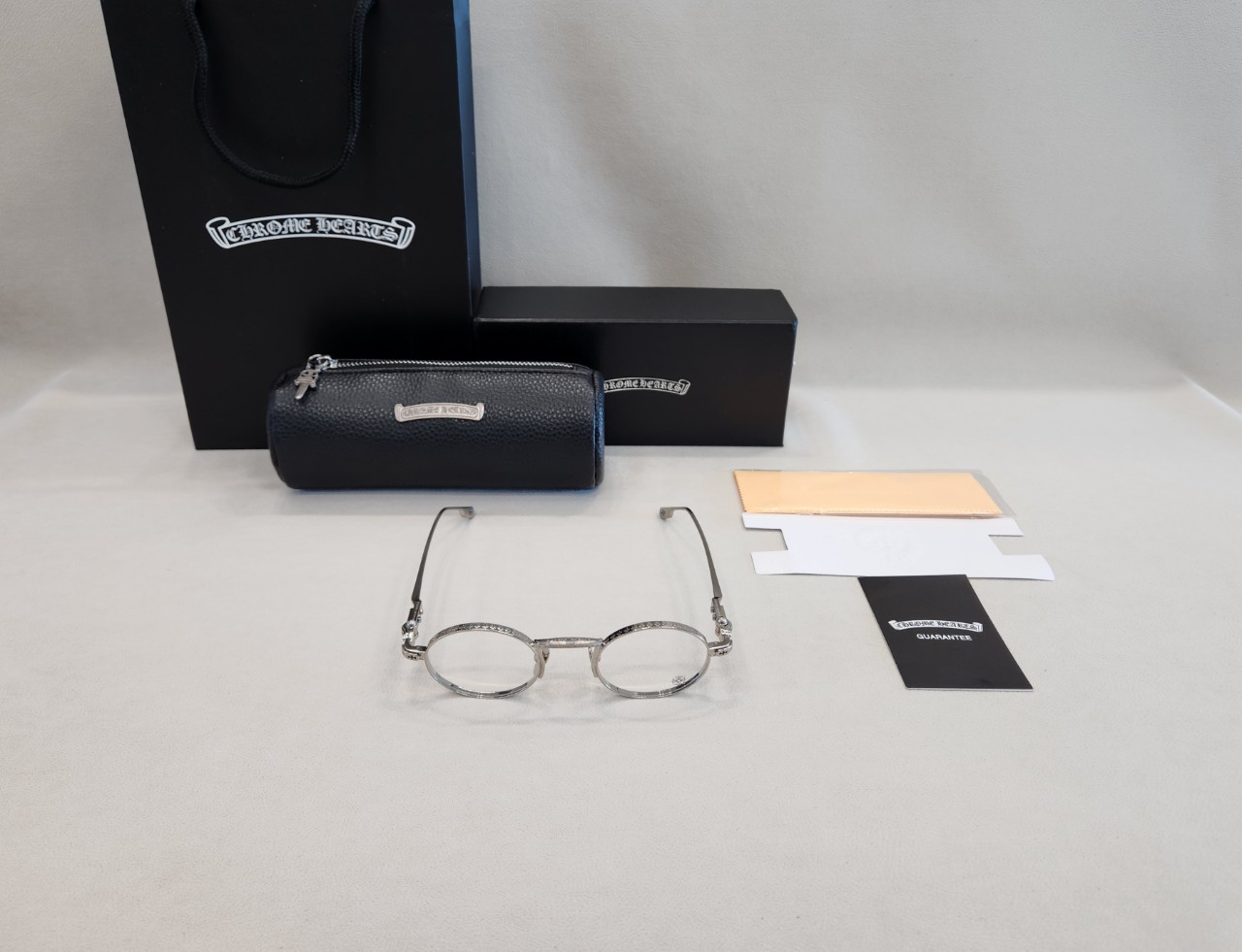 크*** 허니딥(Honey Dipped) 티타늄 안경테 입고~