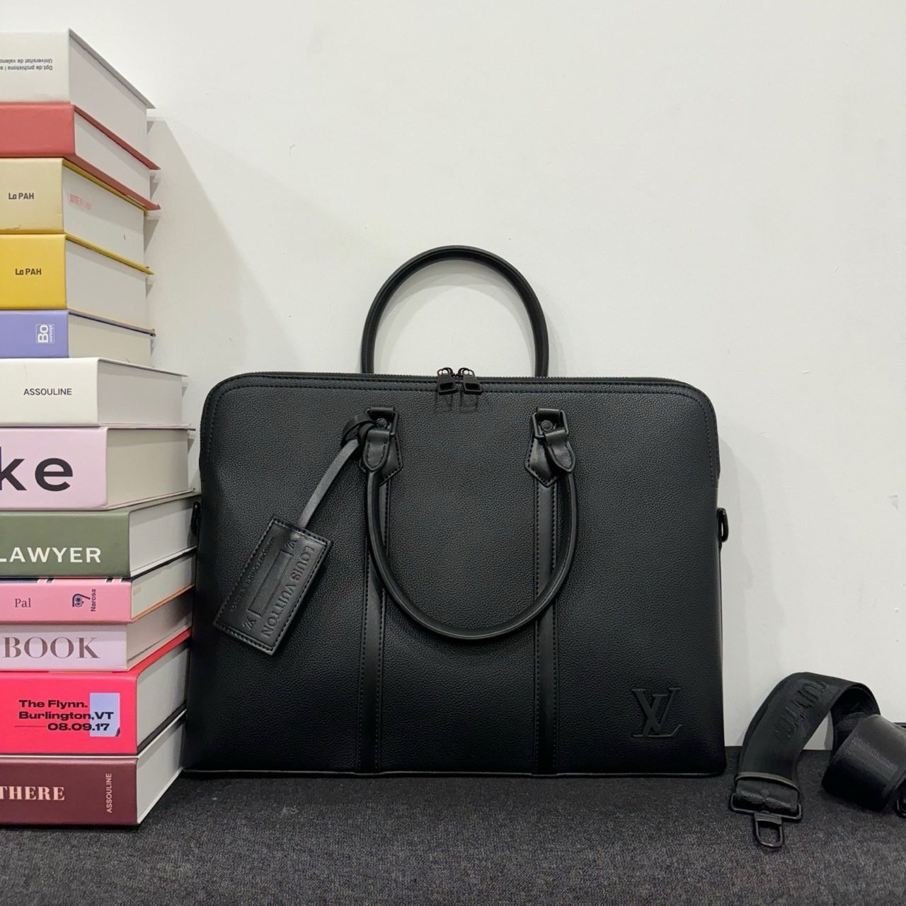 🤴🏻 #루비통 (L.V)  브리프 케이스🤴🏻재입고 완료