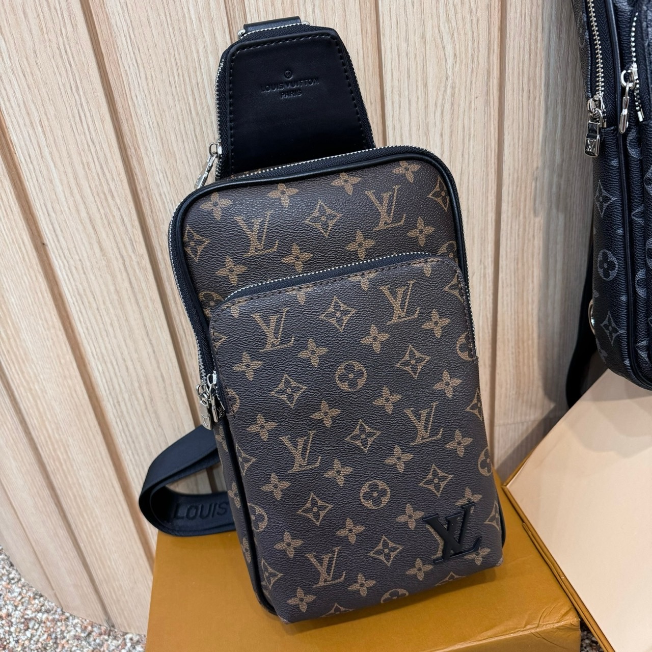 🤴🏻 #루비통 에비뉴 슬링백🤴🏻