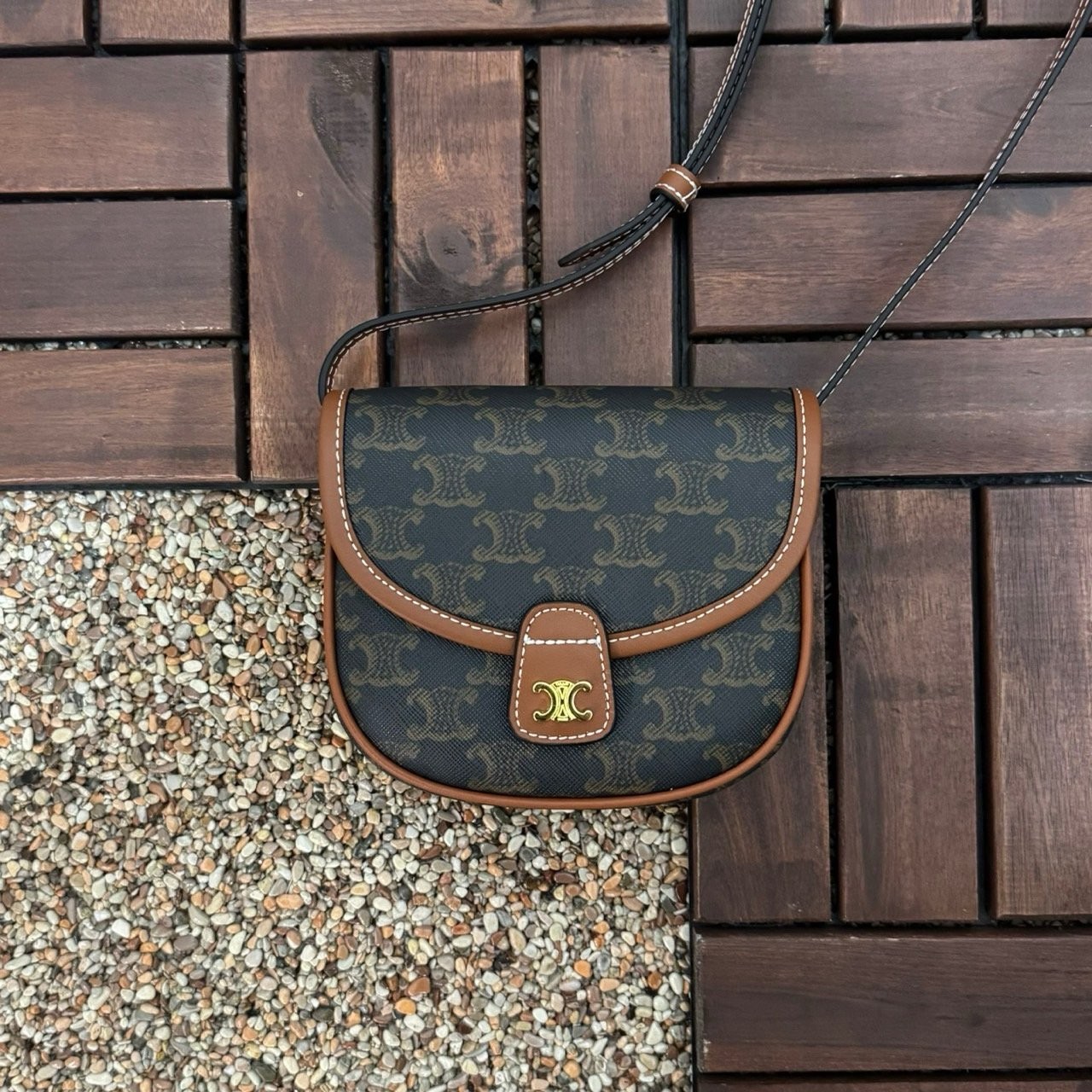 🤴🏻  #셀린느  미니 베사체 🤴🏻