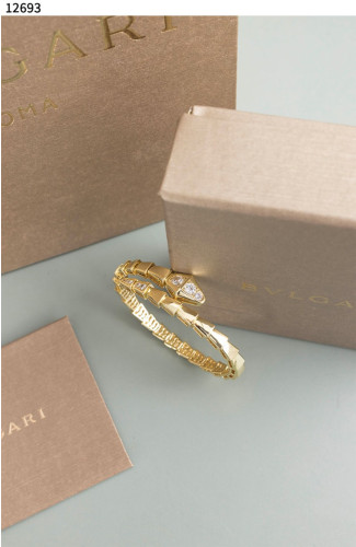 #불가리 [BVLGARI] 세르펜티 바이퍼 브레이슬릿 신상입고💢 #팔찌 #12693
