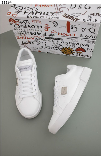 #돌체앤가바나 [DOLCE & GABBANA]  돌체앤가바나 플레이트 스니커즈 신상입고💢 #신발 #11194