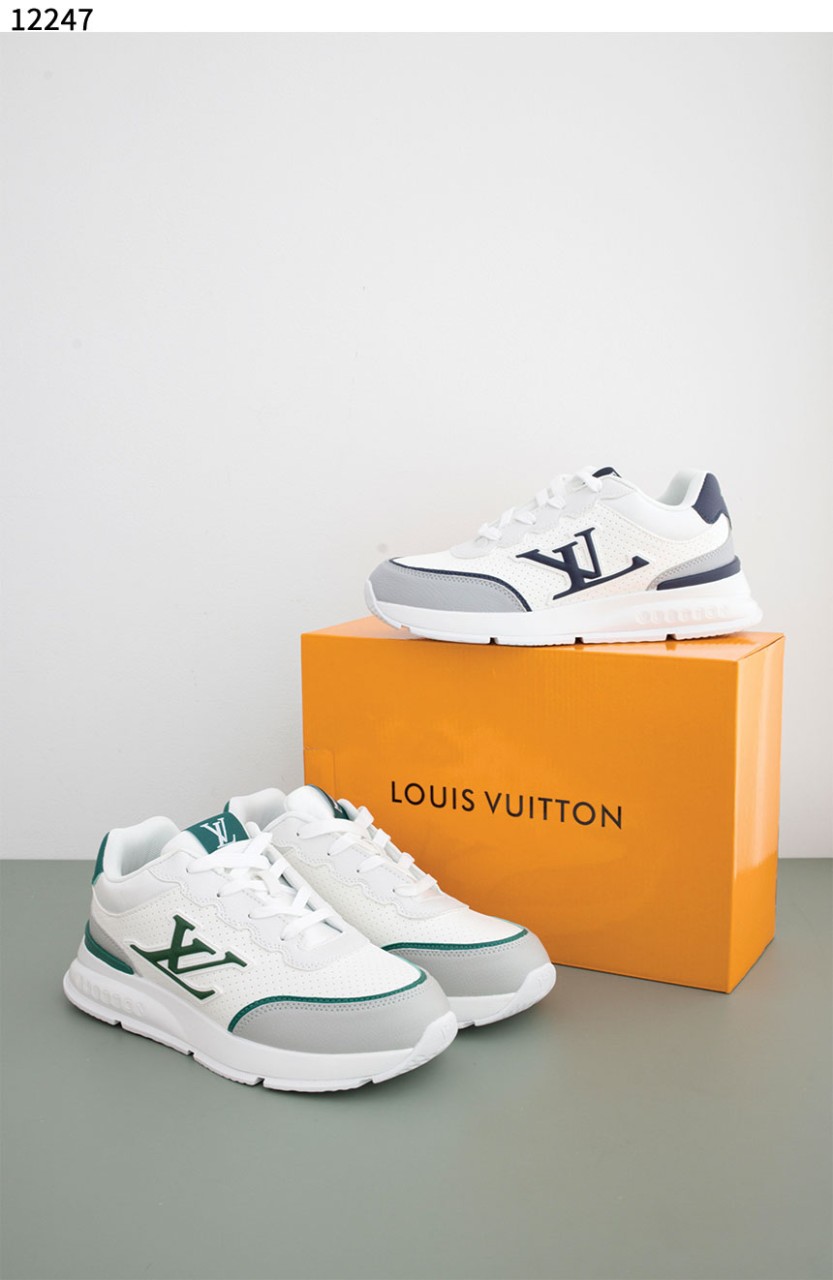 #루이비통 [Louis Vuitton] LV Classic Sneakers 신상입고💢 #신발 #12247