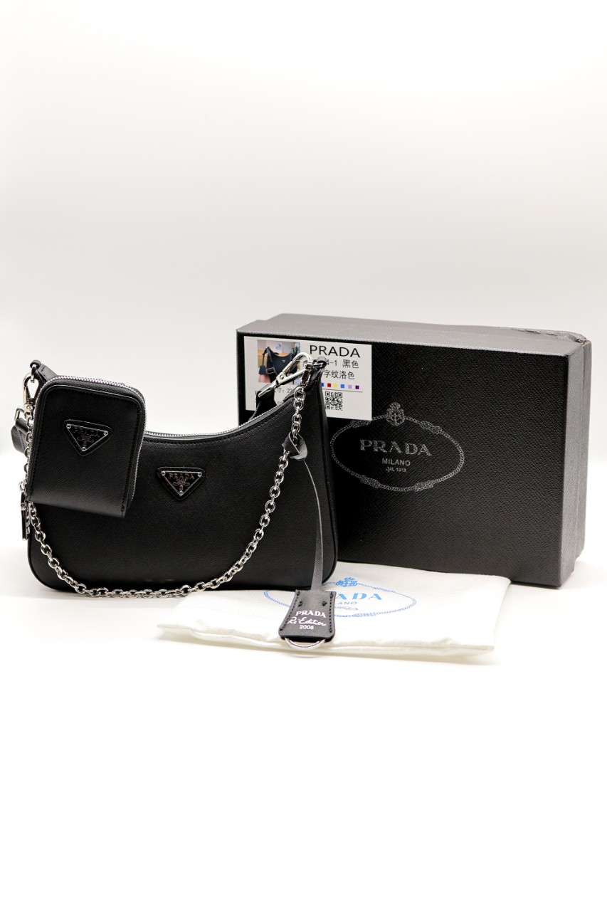 #프라다  가방 크로스백 숄더백 사피아노 블랙