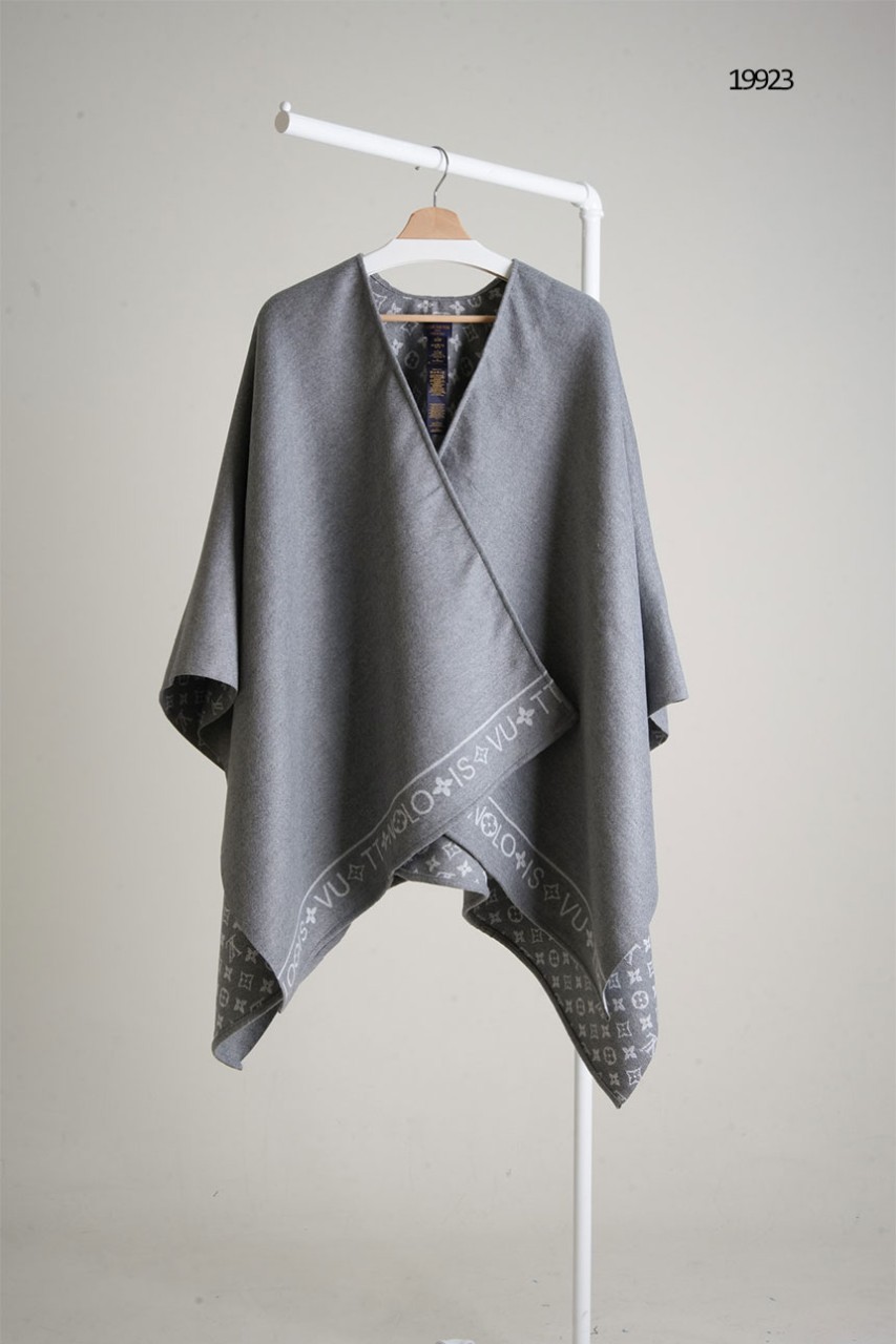 🔆 [LOUIS VUITTON] 루이비통 모노그램 여성 케시미어 케이프🔆