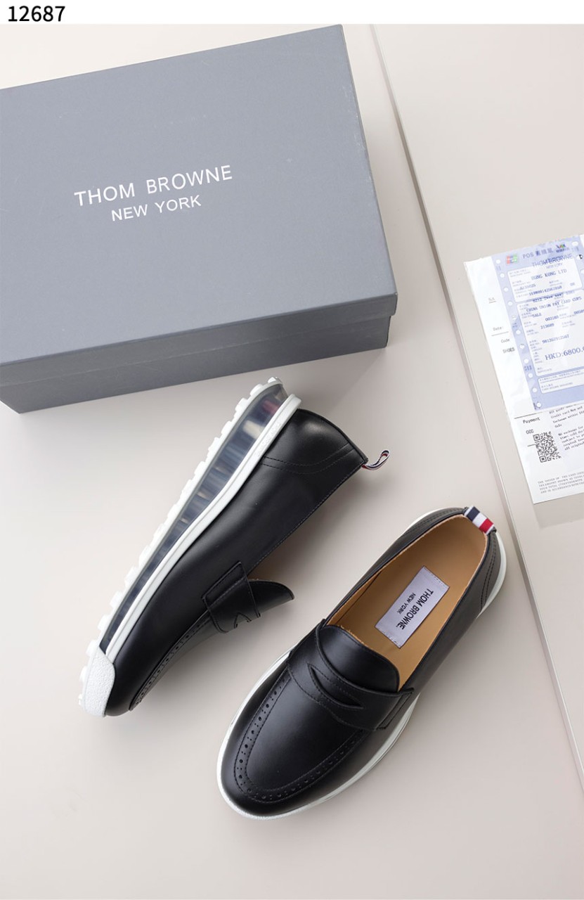 #톰브라운 [Thom Browne] 수입프리미엄급 비텔로 카프 레더 페니 로퍼 블랙 신상 입고💢 #태그 #신발 #12687