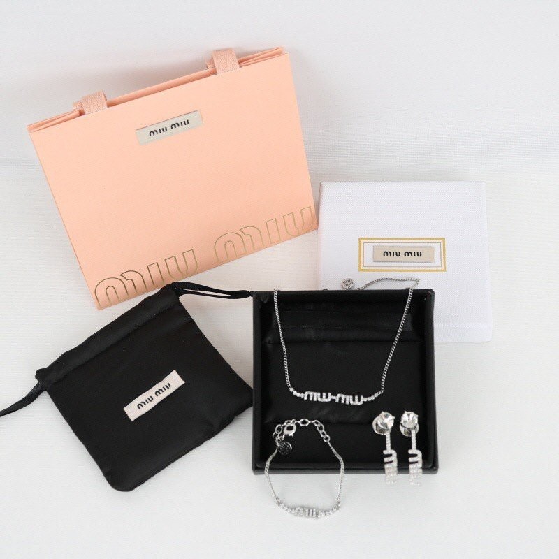 👹미우미우 목걸이 팔찌 주얼리 3종 세트👹