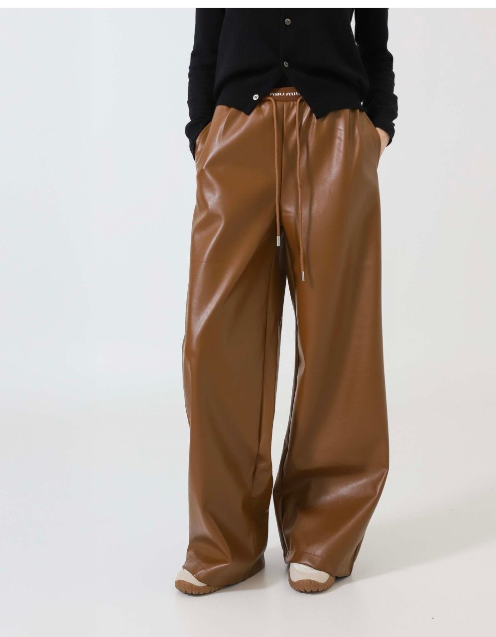 #미우미우 [ Miu ] 수입 허리밴드 와이드 레더 팬츠 -카멜- 입고💢 #여성하의 #레더바지