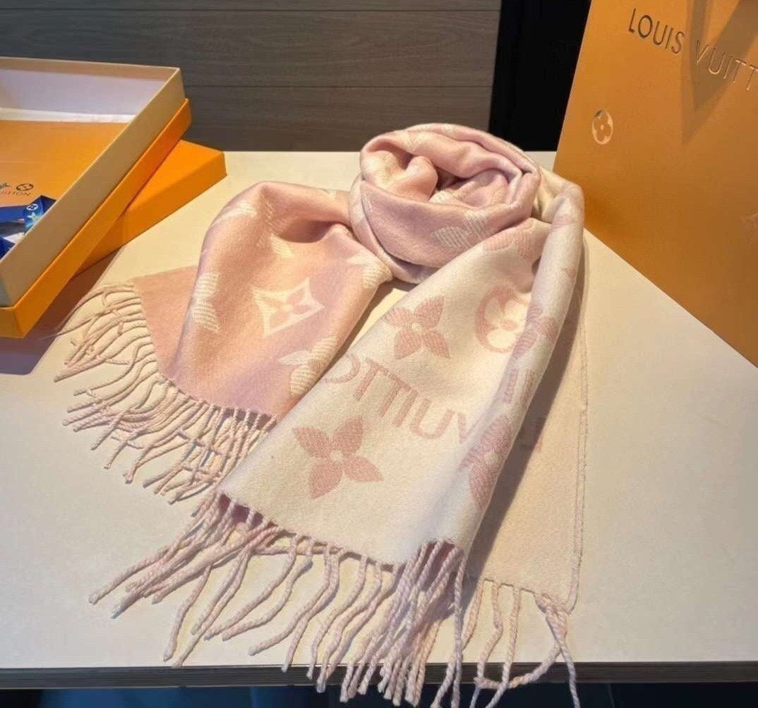 💕 루* LV 에센셜 스카프 머플러