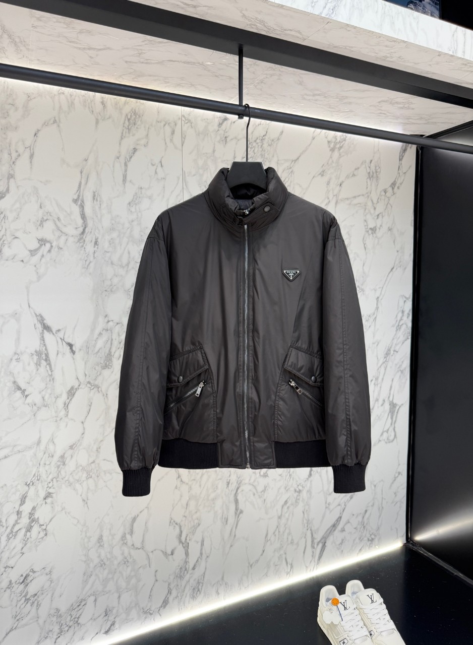 25FW 프** 리나일론 구스다운 패딩 입고~